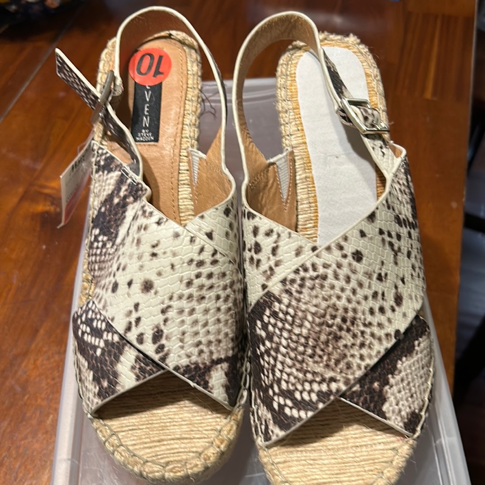 Steve Madden wedges